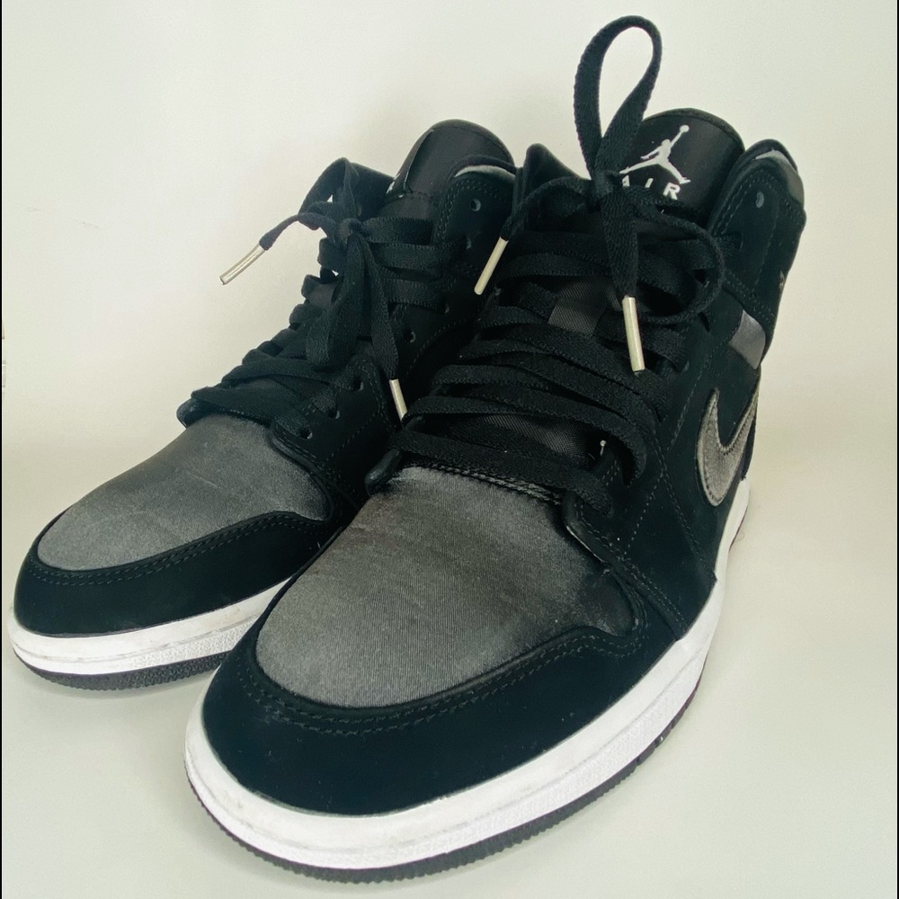 Jordan retro 1 mid Nylon Black Anthracite